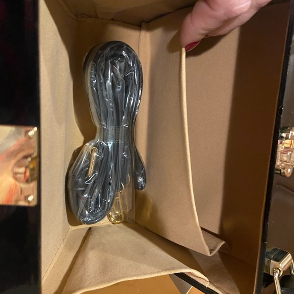 “My Way” cute box purse - Picture 3 of 3